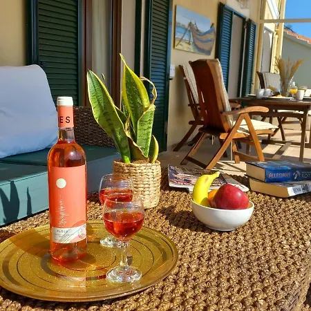 Solaris Methea- Luxury By The Castle Villa